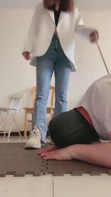 图片[7]_【玖幽】贱狗不愿意跪爬被抽打 bf11377_HD绳艺资源