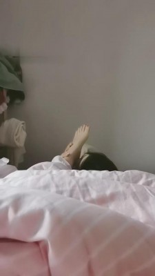 【清见】狗女m伺候起床 bf8016_HD绳艺资源