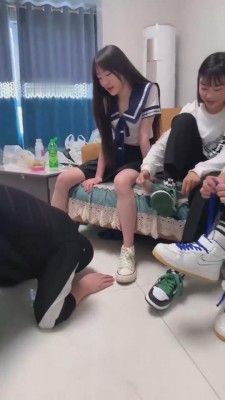 【精神小妹】推荐!5素人S群虐班主任/艺术喝圣水吃脏东西 bf8248_HD绳艺资源