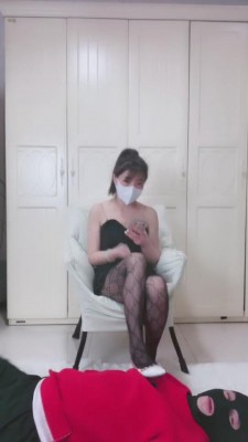【linda】人体踩踏/耳光踢裆/暴打贱狗 bf8487_HD绳艺资源