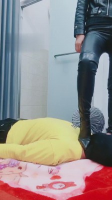 图片[3]_【安静】重度踩踏-训练-圣水贱狗 bf4650_HD绳艺资源