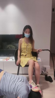 【子颜】运动鞋白棉袜全体重踩狗 bf12231_HD绳艺资源