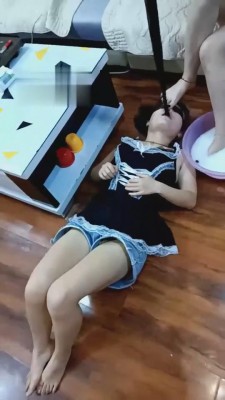 图片[6]_【梦幻大大】灌母狗喝洗脚洗袜水 bf1201_HD绳艺资源