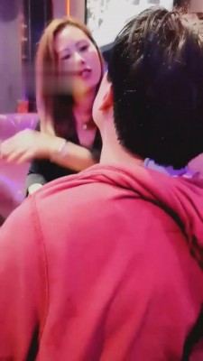 【成都叶子】KTV诱导老板做狗 bf1765_HD绳艺资源