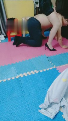 【麒麟女皇】贱狗被我无情 bf2220_HD绳艺资源