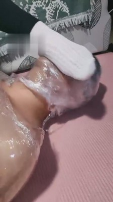 【雪儿】保鲜膜艺术装置/坐脸窒息/脚耳光 bf2252_HD绳艺资源