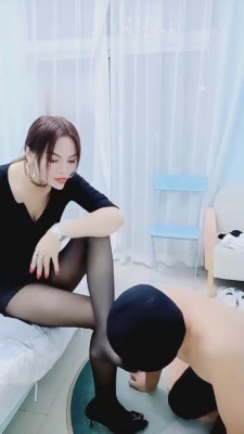 【溢香】继母狗儿子 bf2765_HD绳艺资源