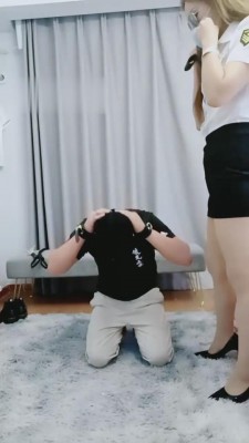 【余香】审问拷打变态男 G-210817-30_HD绳艺资源