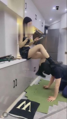 【初见】被酒吧陪酒小妹踩踏/口水羞辱 bf16040_HD绳艺资源