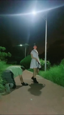 图片[11]_【美离子】超精彩-深夜户外遛狗_HD绳艺资源