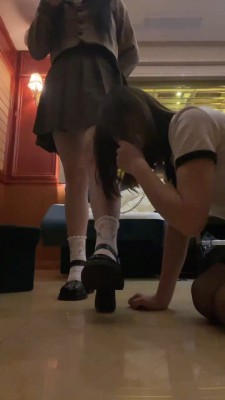 【超级女M】Baby爆皮臭汗脚折磨超级女M
