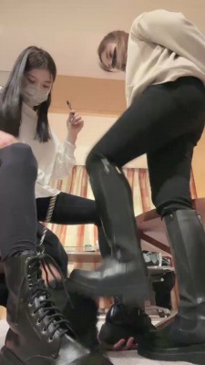 【小溪】对毯子的无限宠爱-高跟狠踩 YC-220209-5