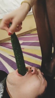 新人出道首秀肉丝插嘴虐踩女奴