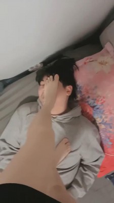 【彼岸花】玉足深喉，舔食美脚 YC-220301-5