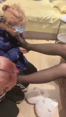 【彼岸花】玉足深喉，舔食美脚 YC-220301-5
