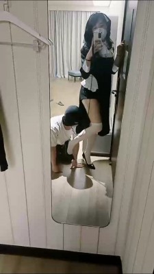 【艾丝女主】艾丝女王居家系列带新人女王调教家奴 G-1558