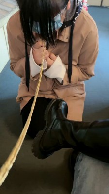 【微甜】户外强迫闺蜜舔脏鞋臭白袜 bf25867_HD绳艺资源