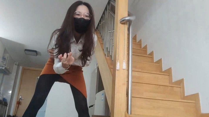 图片[11]_广州小鱼大人粤语黑丝第一视角羞辱贱嗨舔鞋钻胯_HD绳艺资源