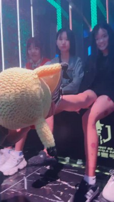 【00后蕬小乃】长腿妹子原味灰丝脚深喉女M YC-220401-7