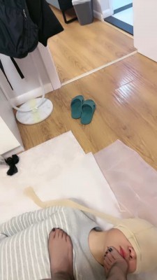 【00后蕬小乃】下班打游戏休闲虐女M YC-220410-7