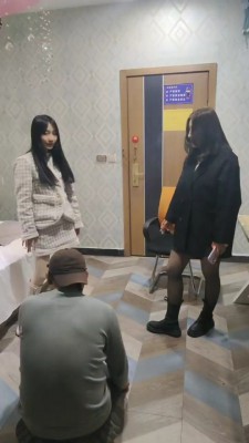 『奴隶岛』—[MagicIMirror 魔镜少女]—影姬的玉足保养课程 MM-220412