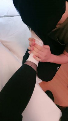 【甜音S】臭棉袜+丝袜脚捂艺术闻/骑马犬化  JS230407_HD绳艺资源
