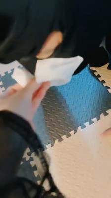 【Taiwan Trample Club】【台湾踩踏俱乐部】沁姐踩头鞭打高压电击 YC-220416-2