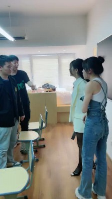 套路直播视频【伊晨S】剧情腿绞-麻辣女教师和校花玩哭男同学【三视角版】 bf26740_HD绳艺资源
