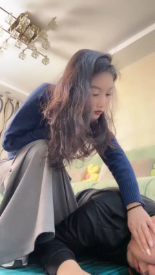 【婧児小主】婧児GTS POV 高跟鞋丝袜玩弄渺小的膜拜者 玩够把你丢进鞋里踩着你出门