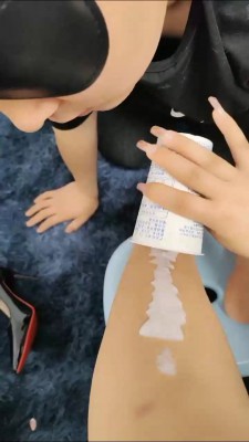 图片[5]_【伊思宁S】供狗-吐口水在脚上让狗狂舔 JS23040302_HD绳艺资源