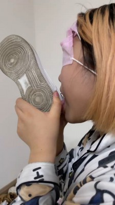 jk学生妹双人骑马，全体重踩踏 YC-220424