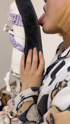jk学生妹双人骑马，全体重踩踏 YC-220424