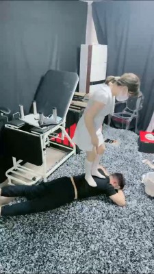 【Taiwan Trample Club】高跟靴恶毒残忍践踏瘦弱M隶