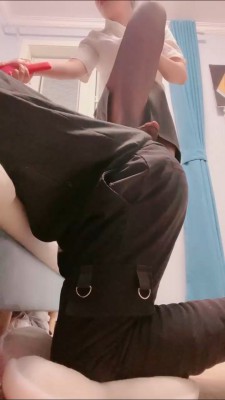 【Taiwan Trample Club】高跟靴恶毒残忍践踏瘦弱M隶