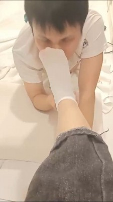 【婧児小主】晓G GTScrush 缩小的学弟被学姐的白丝高跟 冷酷的践踏!YC-220506-3