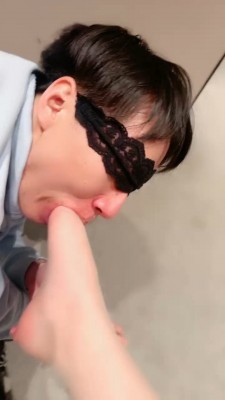 【婧児小主】晓G GTScrush 缩小的学弟被学姐的白丝高跟 冷酷的践踏!YC-220506-3