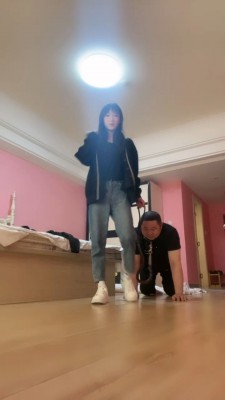 【文文】晨跑回来骑马遛狗/叼棉袜/训练舔脚 bf27309_HD绳艺资源