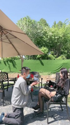 【惑心】极品臭袜子残忍折磨女奴