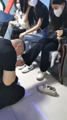【初柒】精品!双太妹卵弹终结者!千次踢裆!裸足棉袜皮靴狠狠羞辱超长版!YC-220610-2
