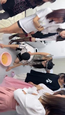 御航丝袜调戏家M 闻舔凉拖原味丝袜脚 极度诱惑 YC-220612-4