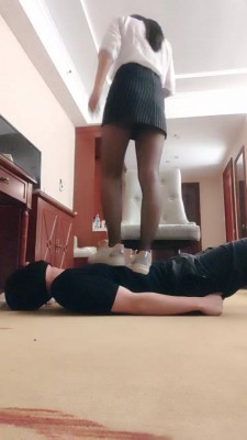 研主大大超长时间全体重踩脖子 YC-220620-3