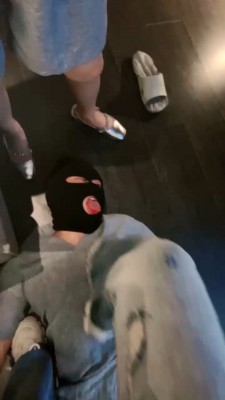 珂玥女神全体重踩踏骑脖踩档【珂玥S】高跟踩踏,跳踩踢裆,丝足跺裆 YC-220625-6