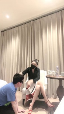 【妆主大大】白领高跟调-鞋抽耳光/舔泥巴脏靴底  JS23050911_HD绳艺资源