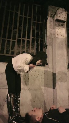 图片[2]_【樱桃大大】网红模特户外遛狗-骑马骑脖子/舔脏鞋/吃口水 bf28297_HD绳艺资源