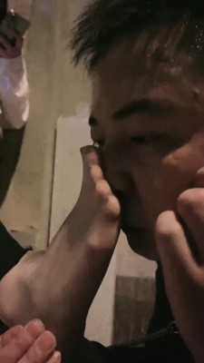 图片[3]_【樱桃大大】网红模特户外遛狗-骑马骑脖子/舔脏鞋/吃口水 bf28297_HD绳艺资源