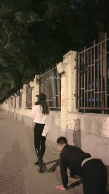 图片[5]_【樱桃大大】网红模特户外遛狗-骑马骑脖子/舔脏鞋/吃口水 bf28297_HD绳艺资源