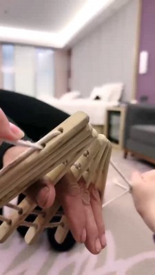 【惑心】女奴给新来的女主闻臭袜舔臭脚