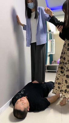 【文文】带素人闺蜜调-全体重跳踩/骑脖子转圈/手脚耳光 bf28358_HD绳艺资源