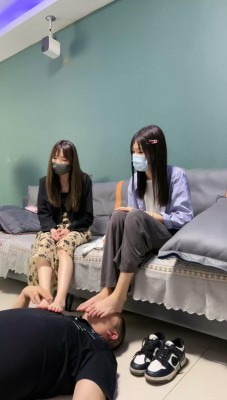 【W.K.T】—巍巍全网首发之对贱狗爆头碾踩裆部羞辱 YC-220723-6