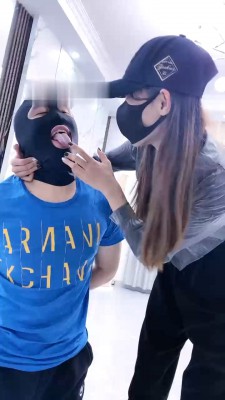 【W.K.T】—巍巍全网首发之对贱狗爆头碾踩裆部羞辱 YC-220723-6